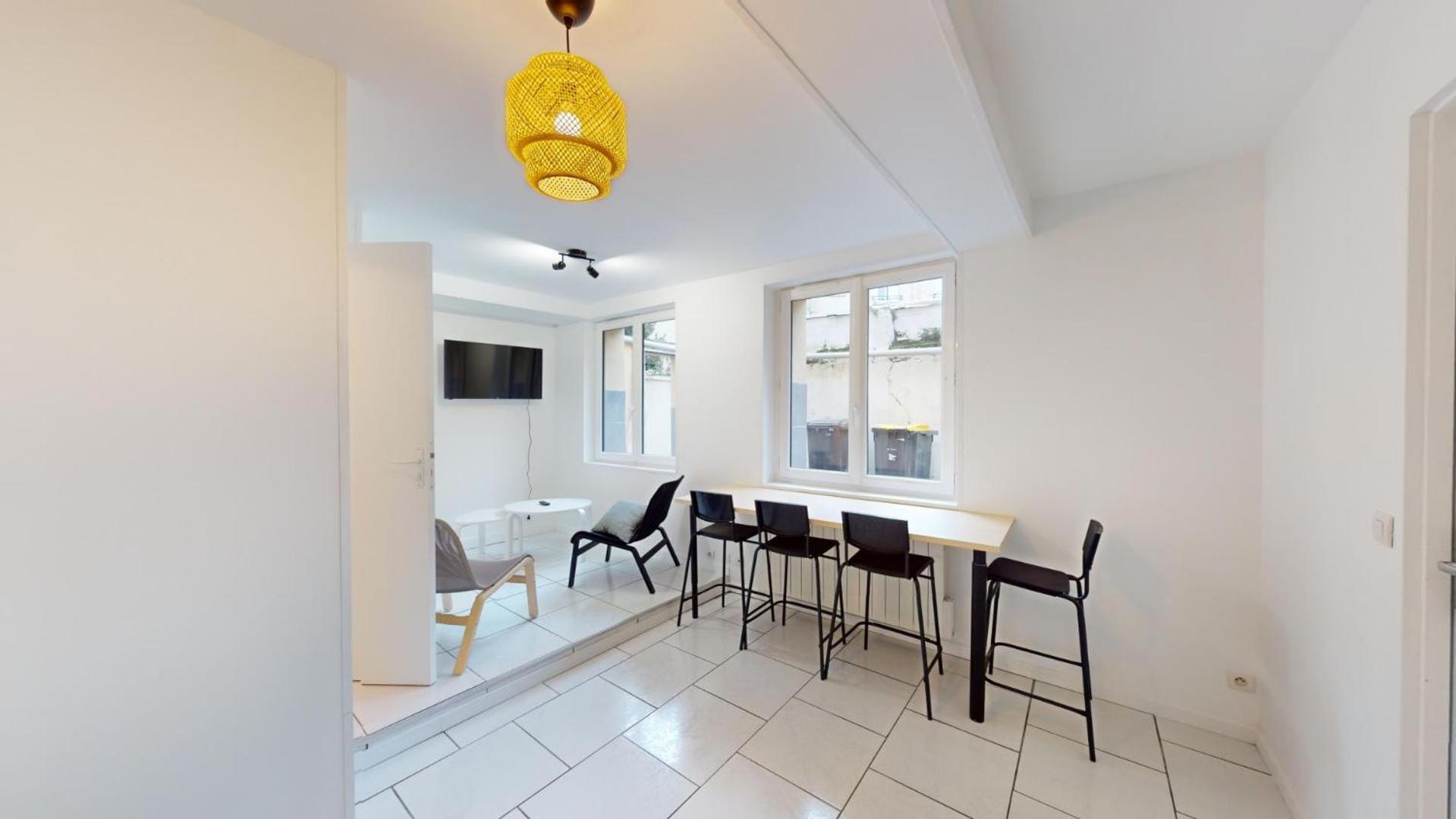 Immeuble Coty Jacuzzi Studios Et Chambres El Havre Exterior foto